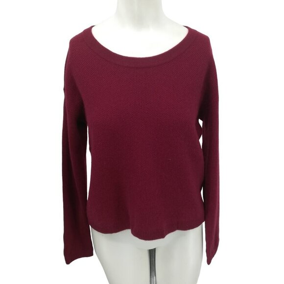 Lark & Ro 100% Cashmere Long Sleeve Sweater Size M Red Classic Lightweight - Picture 1 of 12